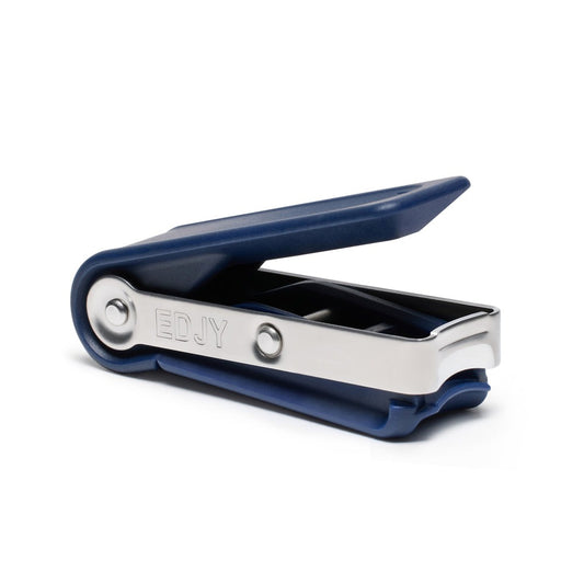 Fingernail Cutter